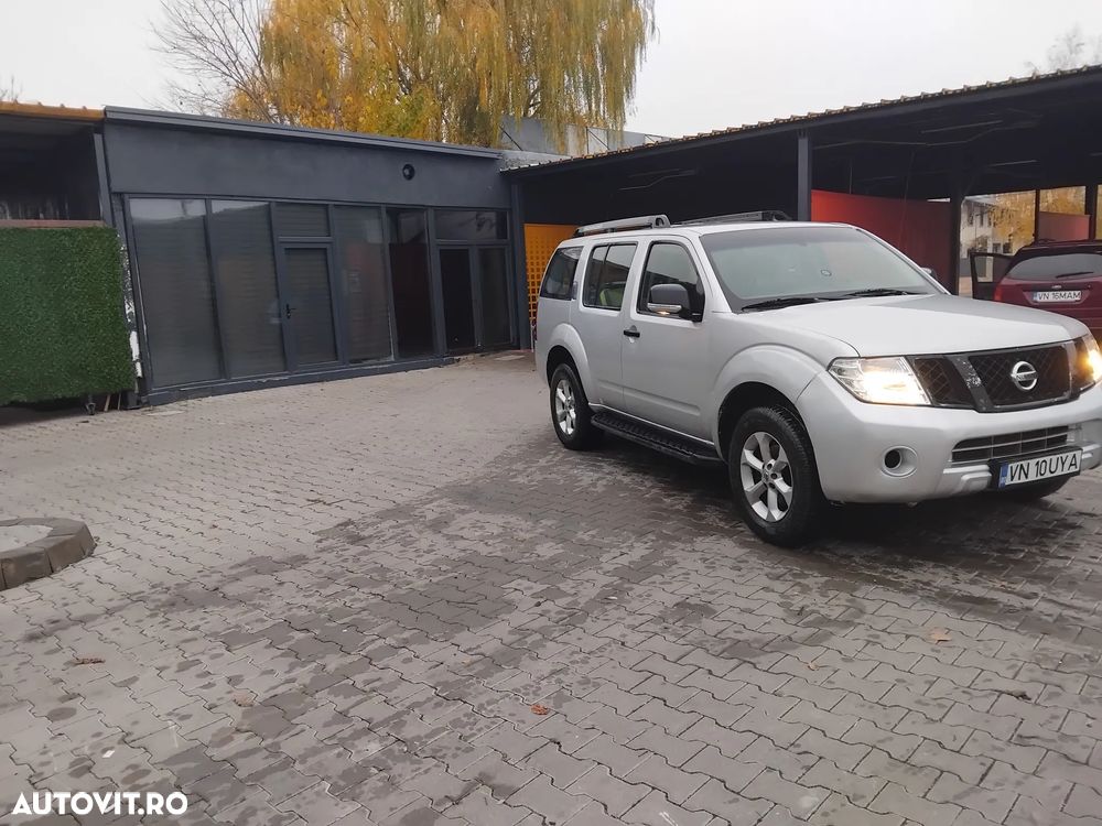 Nissan Pathfinder 2.5 dCi DPF All Mode 4X4 LE - 1