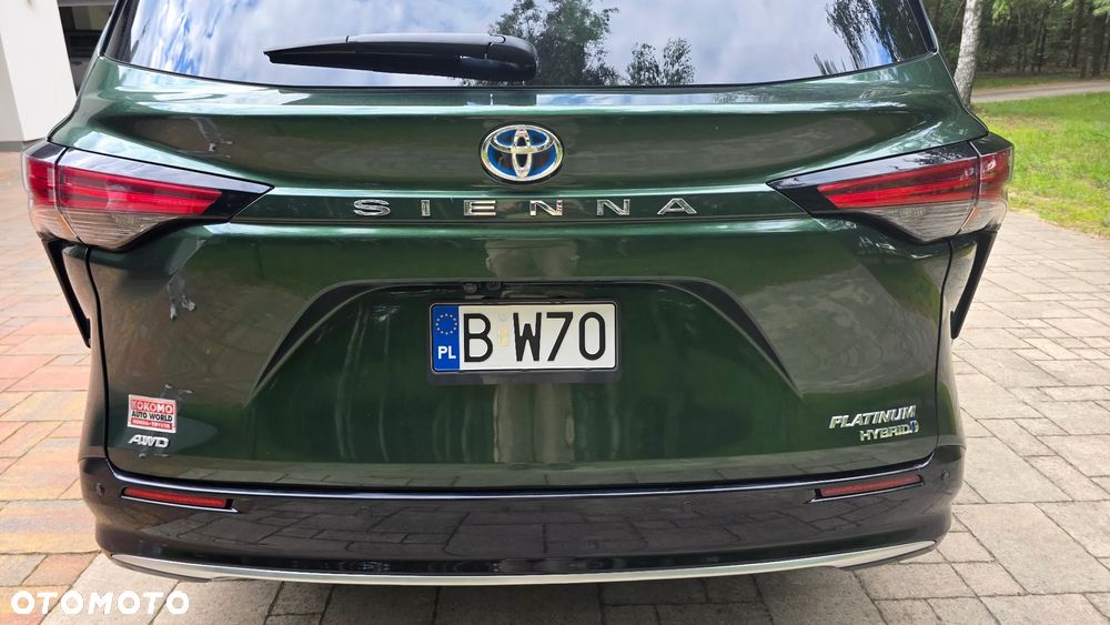 Toyota Sienna - 14