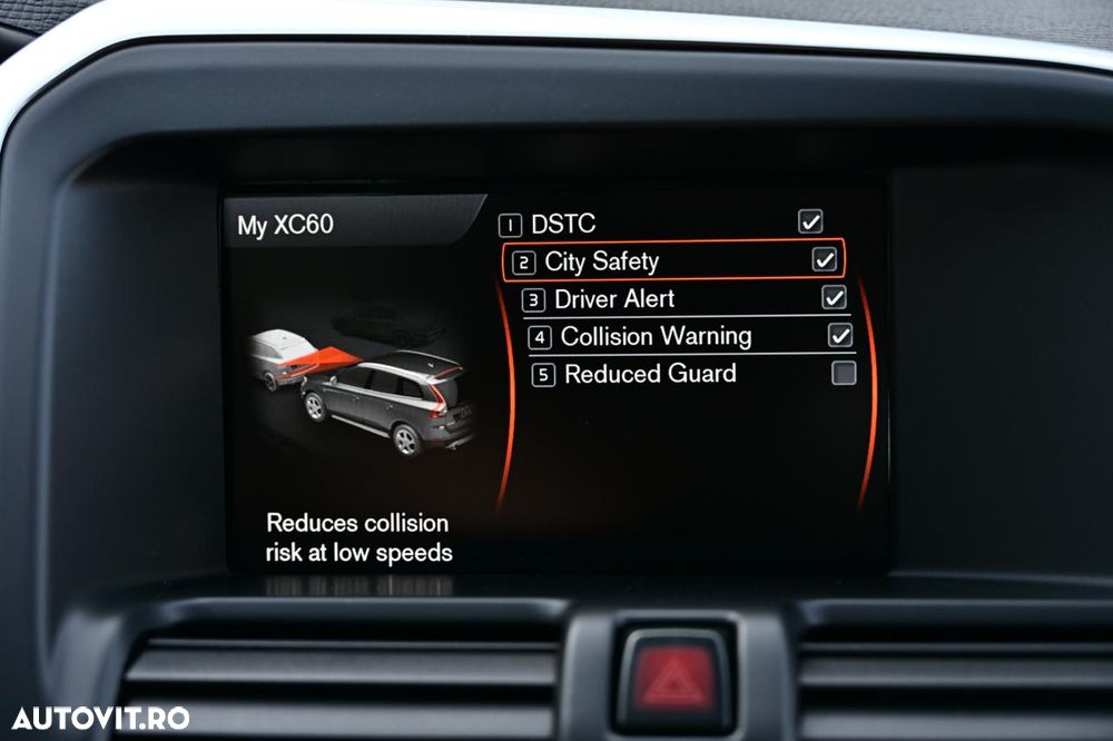 Volvo XC 60 D5 AWD Geartronic Summum - 35