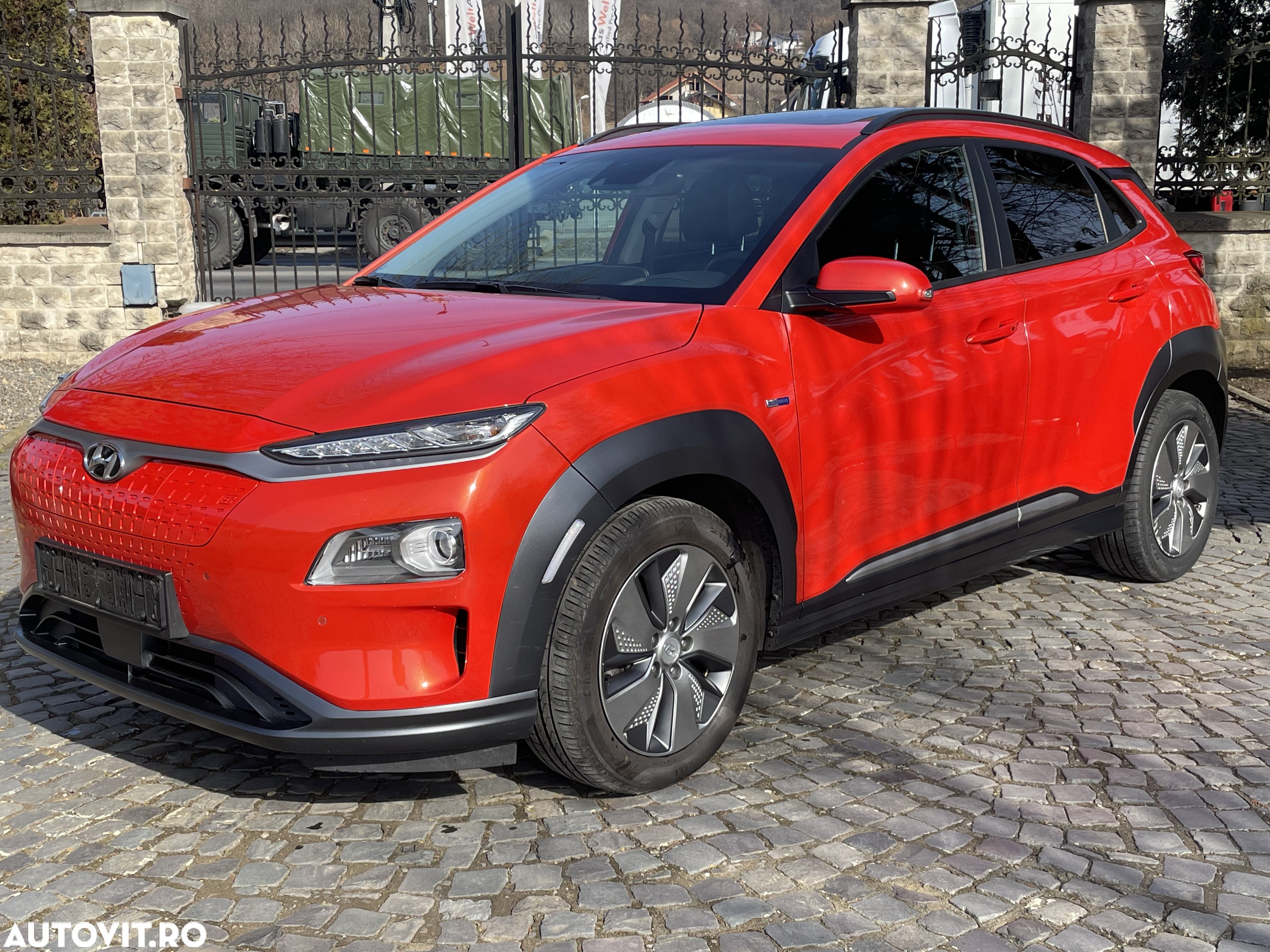 Hyundai KONA BEV 204 CP 64.8 kWh Premium - 1