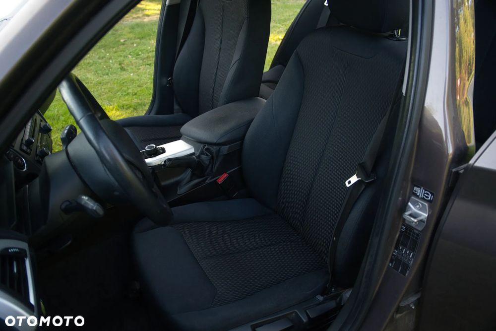 BMW Seria 1 116d EfficientDynamics Edition - 14