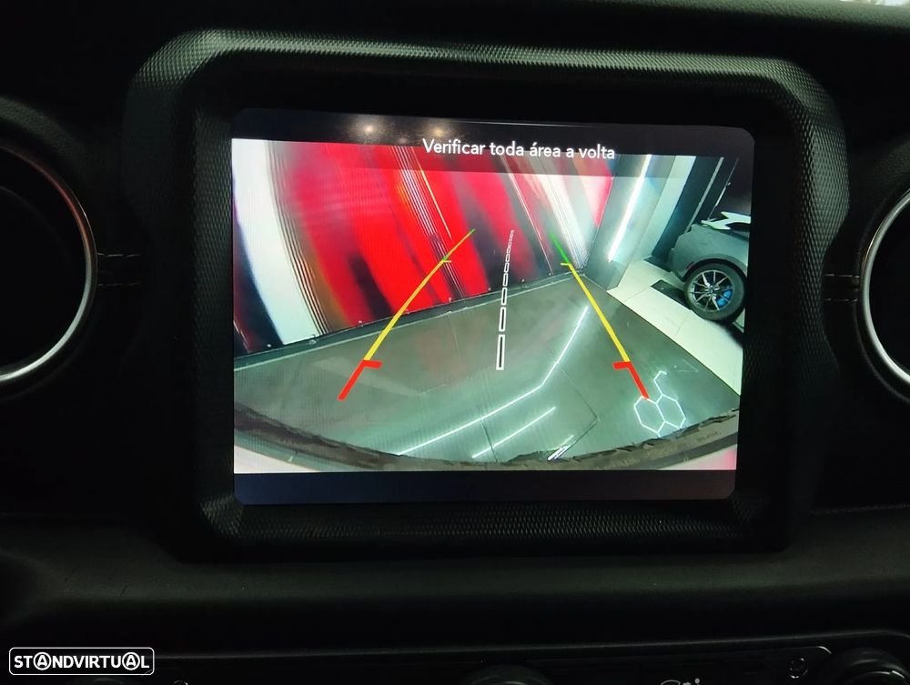 Jeep Wrangler Unlimited 2.2 CRD Sahara AT - 27