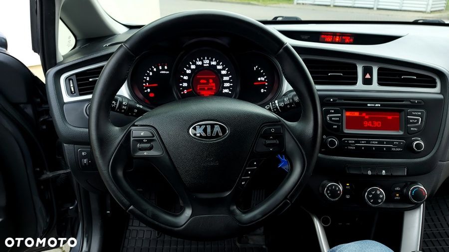 Kia Ceed - 20