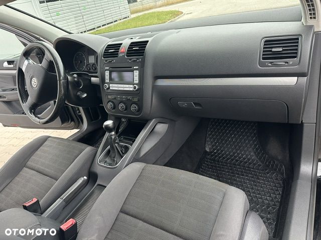 Volkswagen Golf 1.9 TDI Tour - 27
