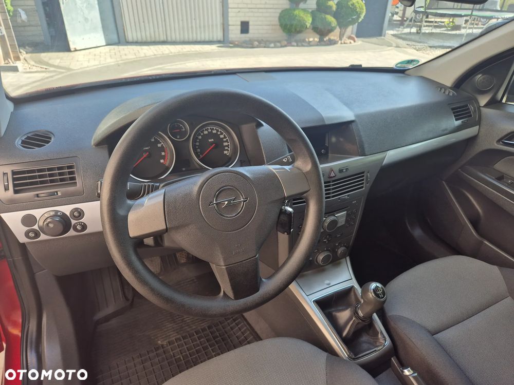 Opel Astra 1.6 - 18