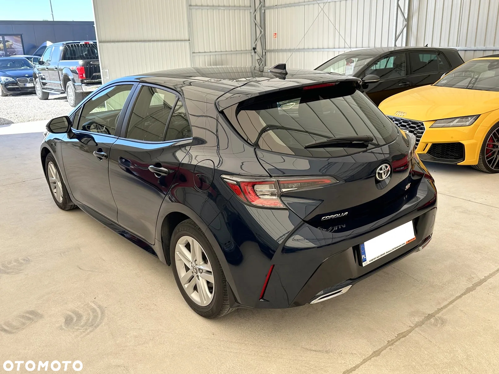 Toyota Corolla - 4