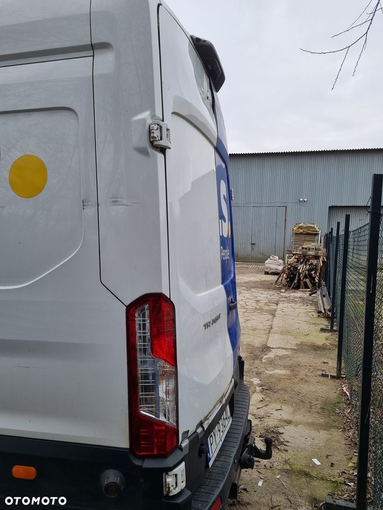 Ford Transit - 16