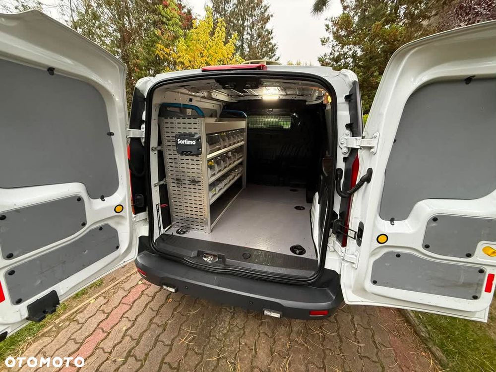 Ford Transit Connect - 12