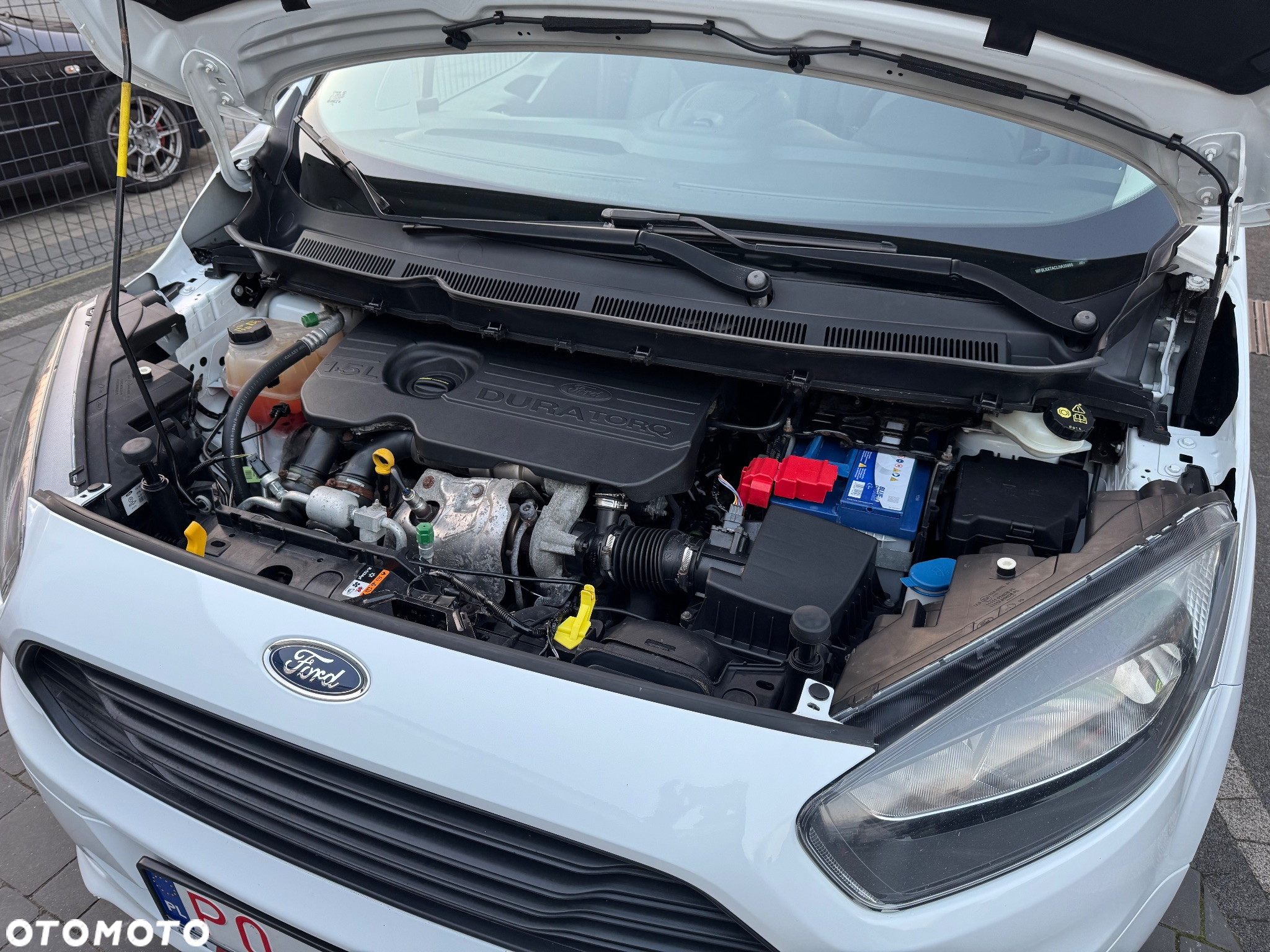 Ford Tourneo Courier 1.5 TDCi S&S Trend - 18