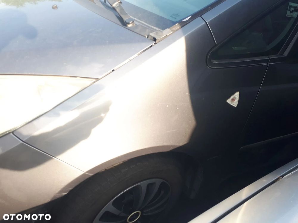 MITSUBISHI COLT Z30 04-08 1.5 DID OM639.939 SCHOWEK PASAŻERA - 16