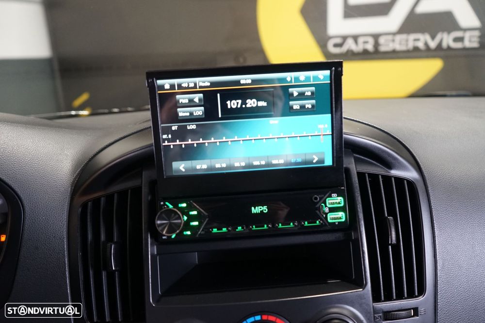 Hyundai H-1 2.5 CRDi Travel Comfort - 23