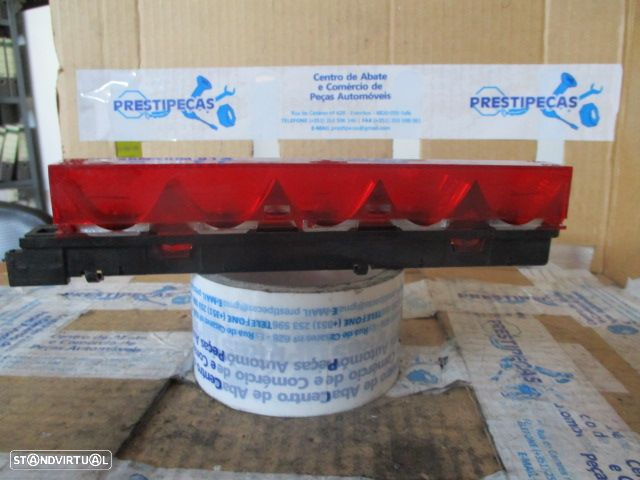 Farol Tras STOP1155 FORD FOCUS 2006 - 3