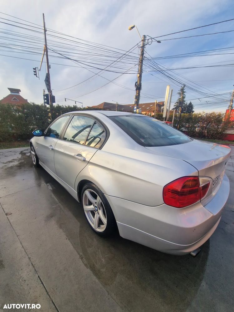 BMW Seria 3 320d Touring - 7