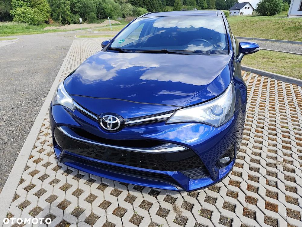 Toyota Avensis - 21