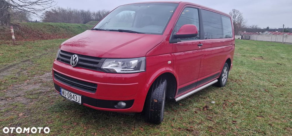 Volkswagen Caravelle - 1