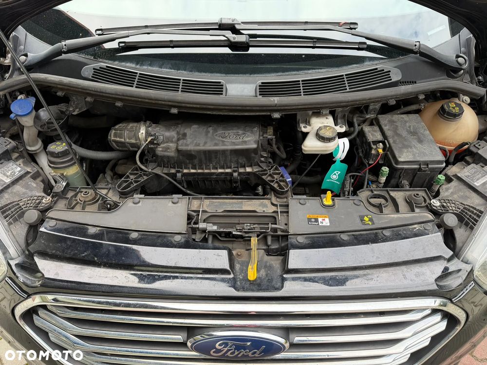 Ford Tourneo Custom - 18