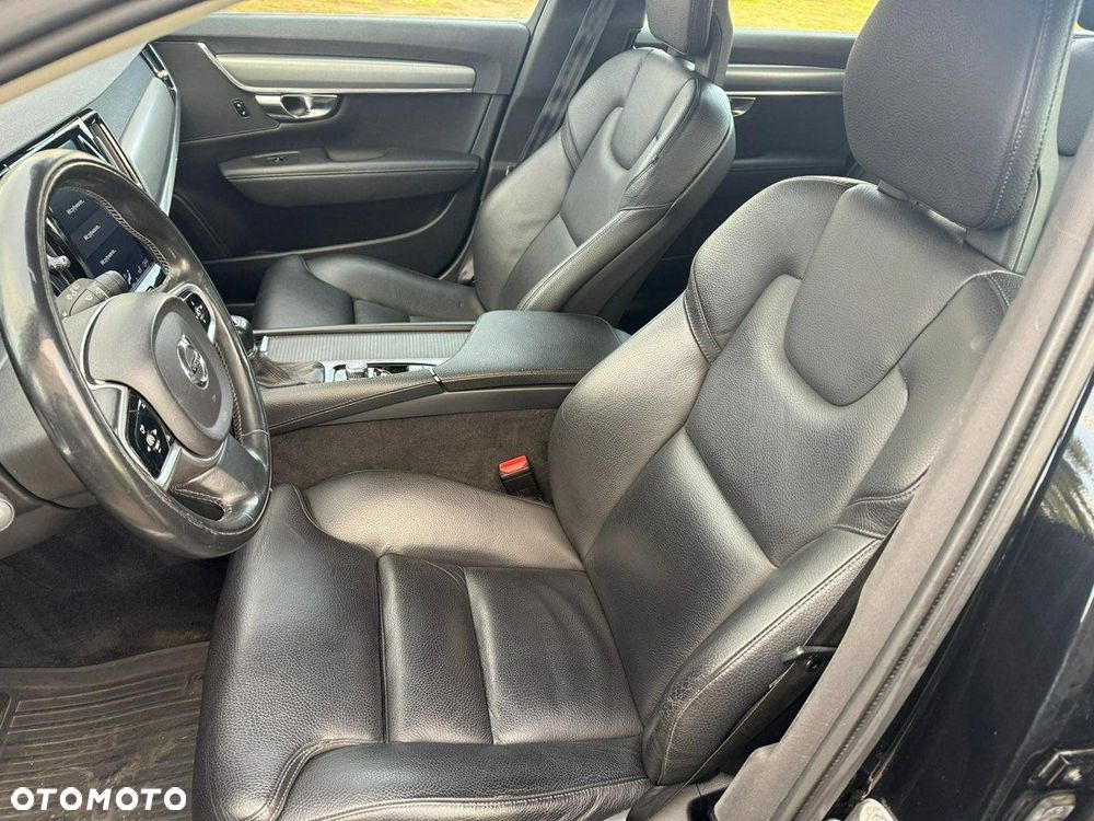 Volvo V90 - 15