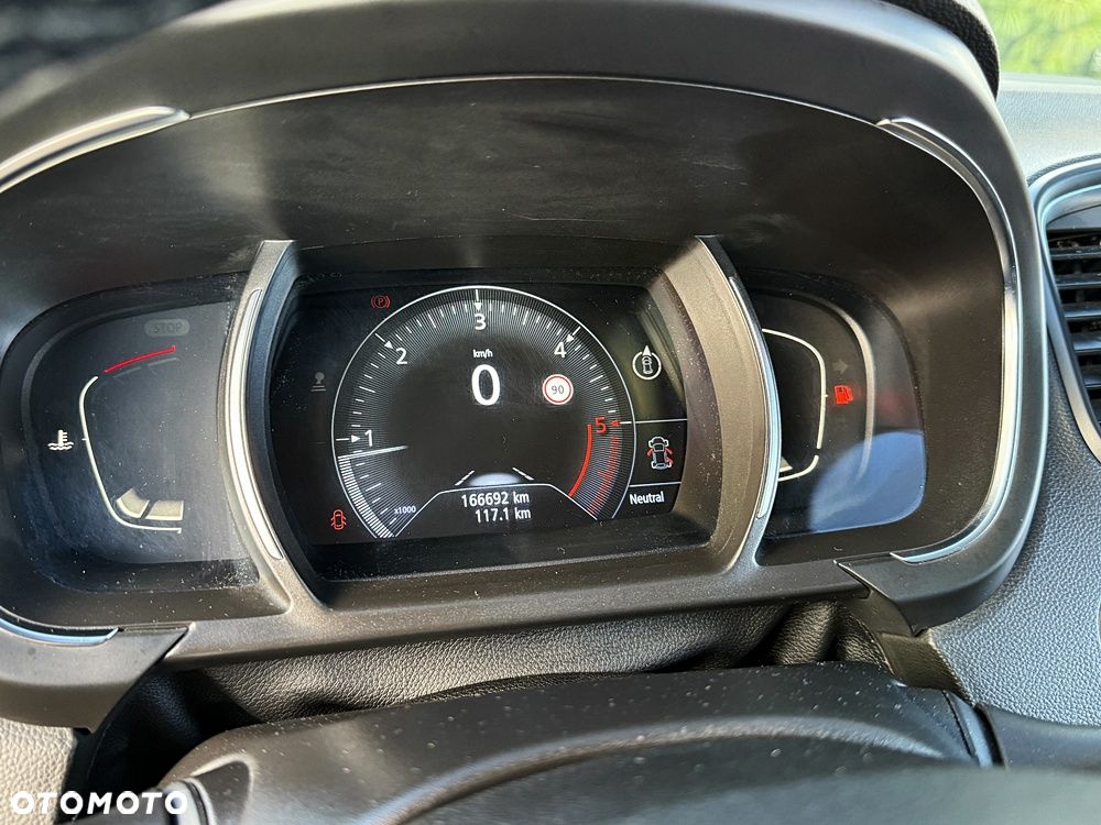Renault Grand Scenic dCi 130 FAP Start & Stop Bose Edition - 32
