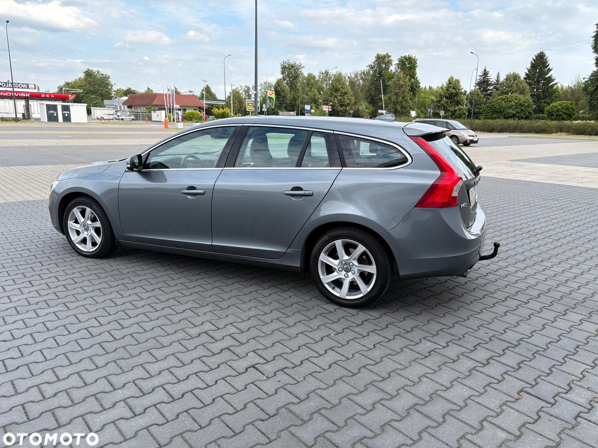 Volvo V60 D2 Momentum - 8