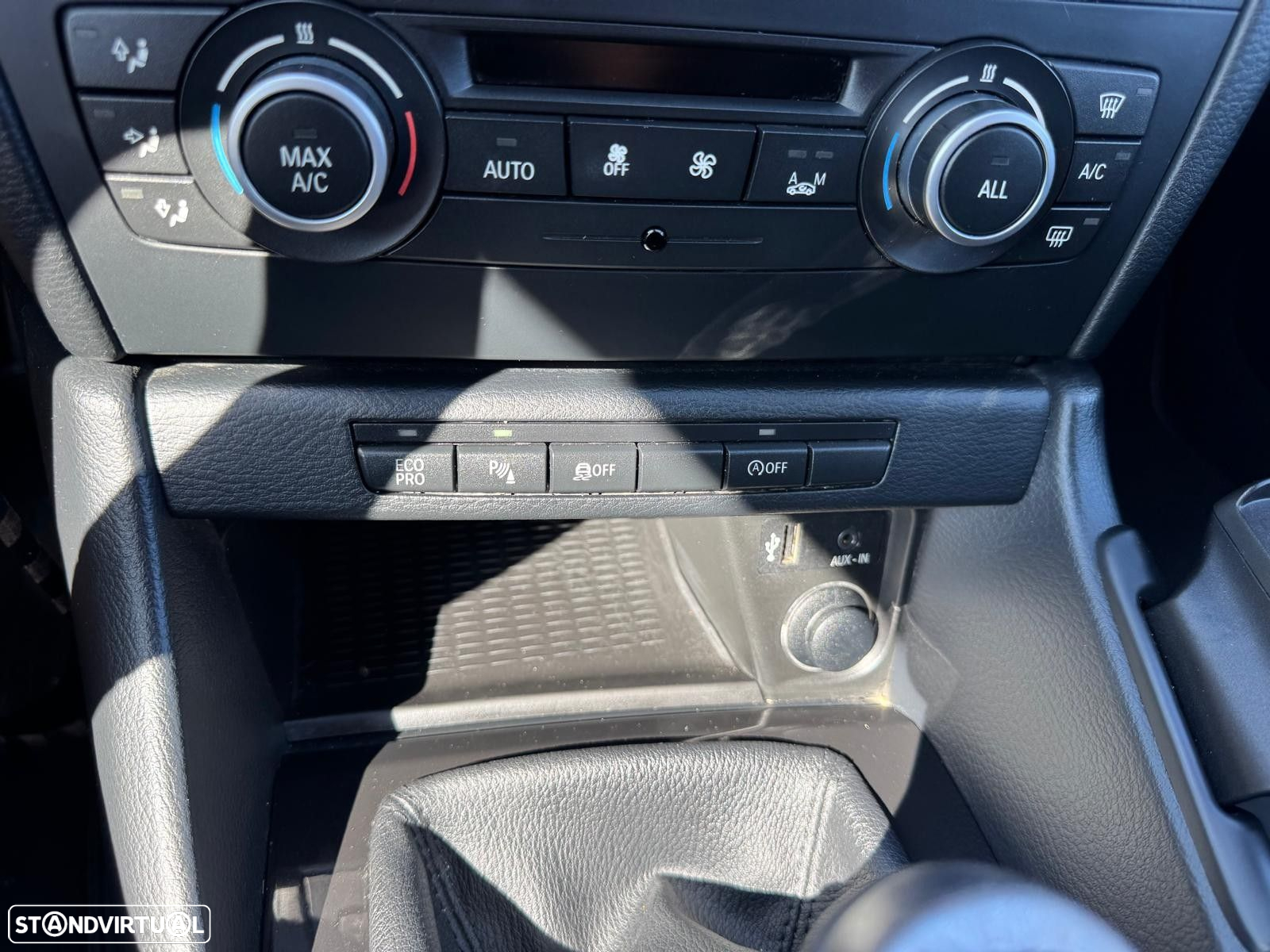 BMW X1 16 d sDrive xLine - 27