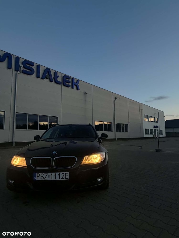 BMW Seria 3 320d - 9