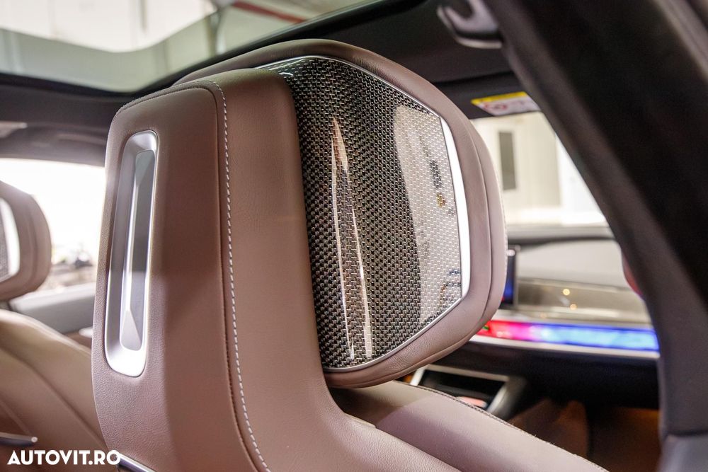 BMW M7 M760e xDrive AT PHEV - 11