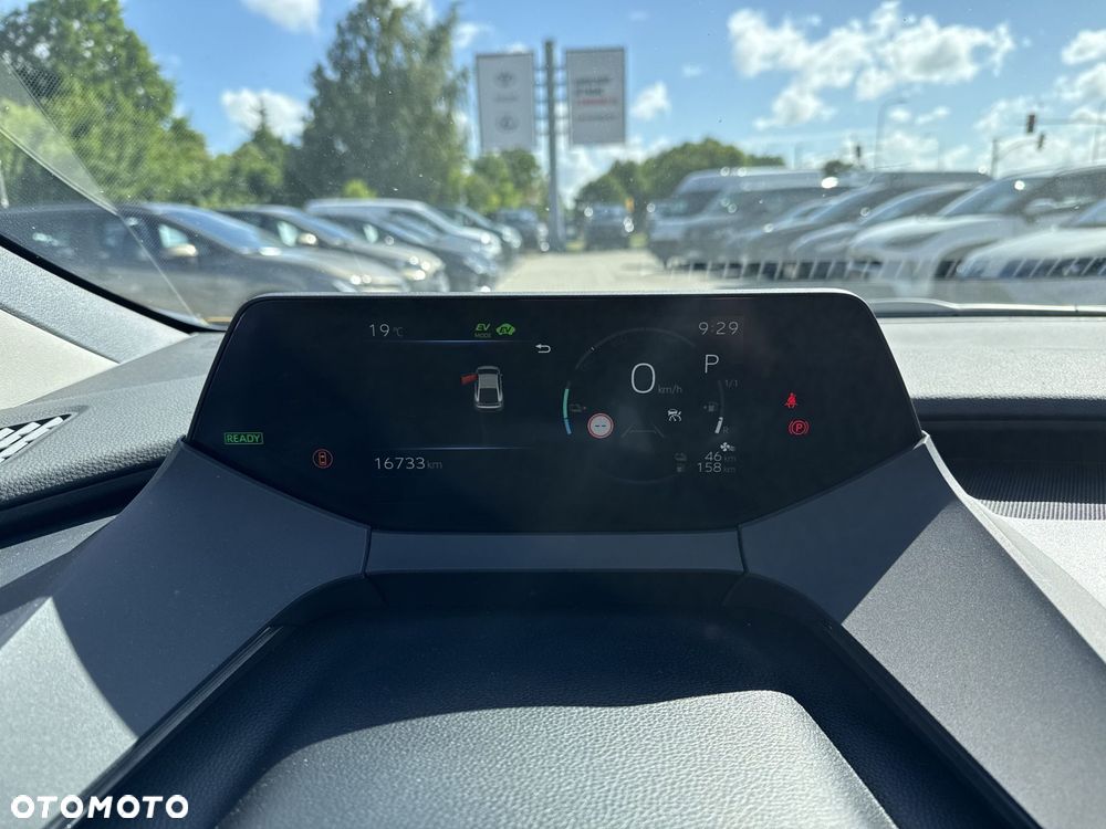Toyota Prius - 13