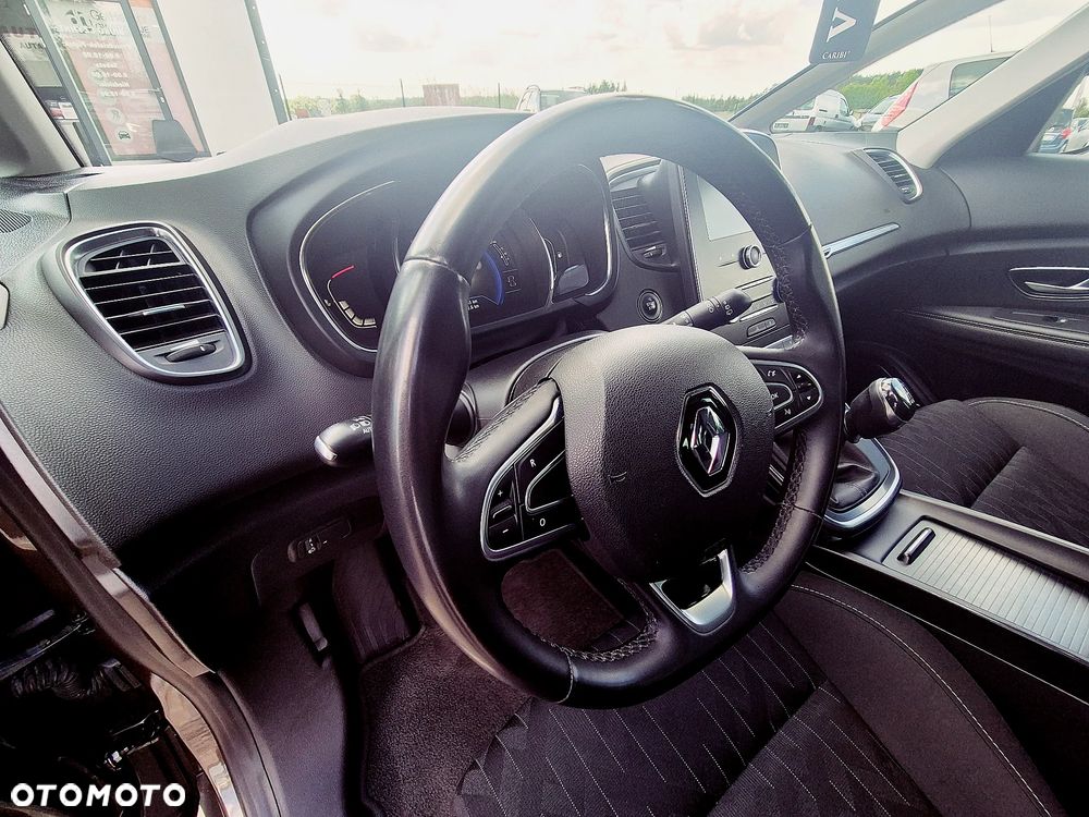 Renault Scenic TCe 140 GPF BUSINESS EDITION - 21