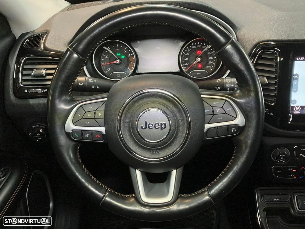 Jeep Compass 1.3 T Limited DCT - 12