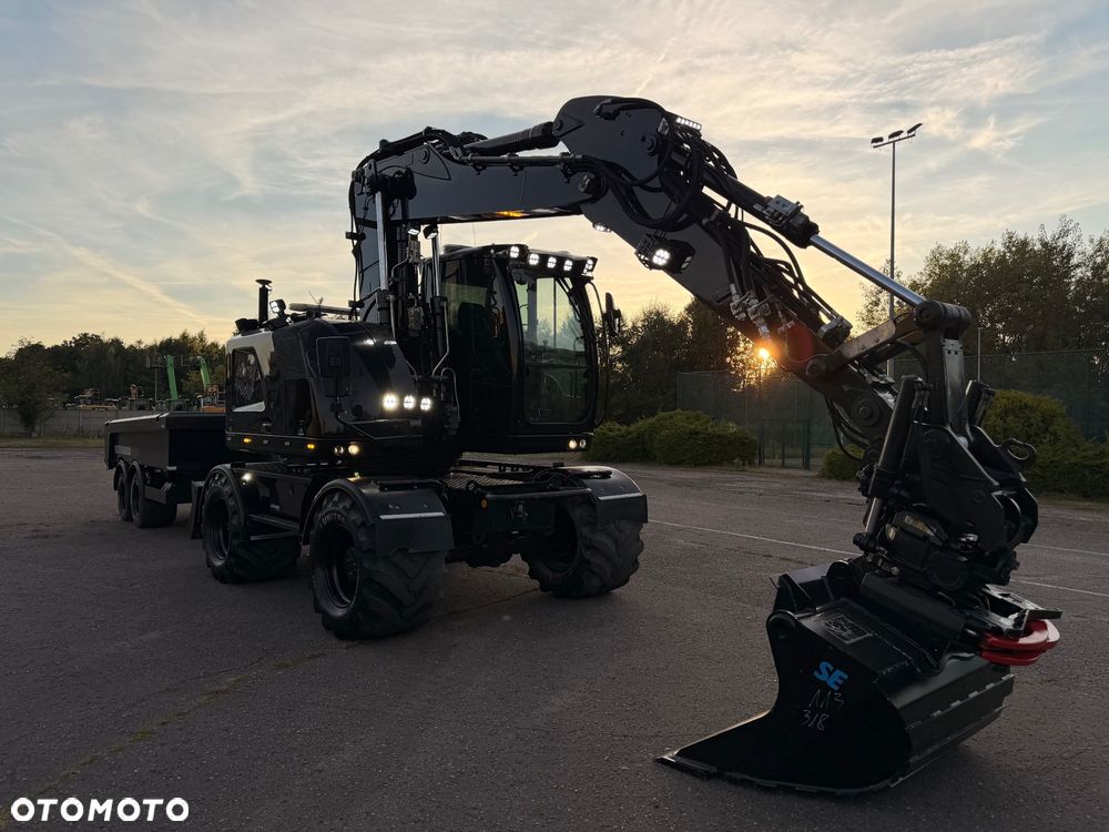 Liebherr A914 Compact - 7