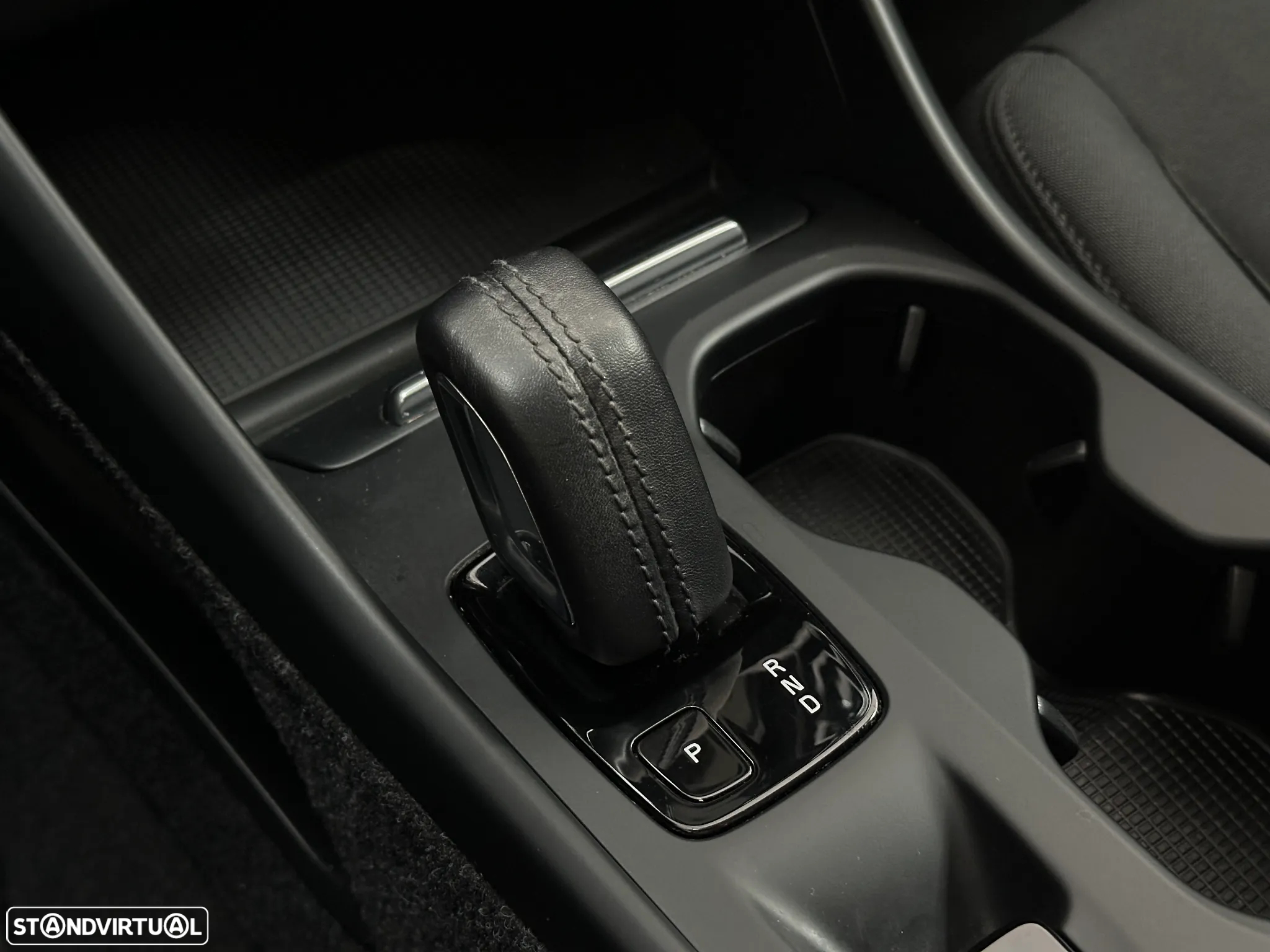 Volvo XC 40 1.5 T5 PHEV Inscription Expression - 17