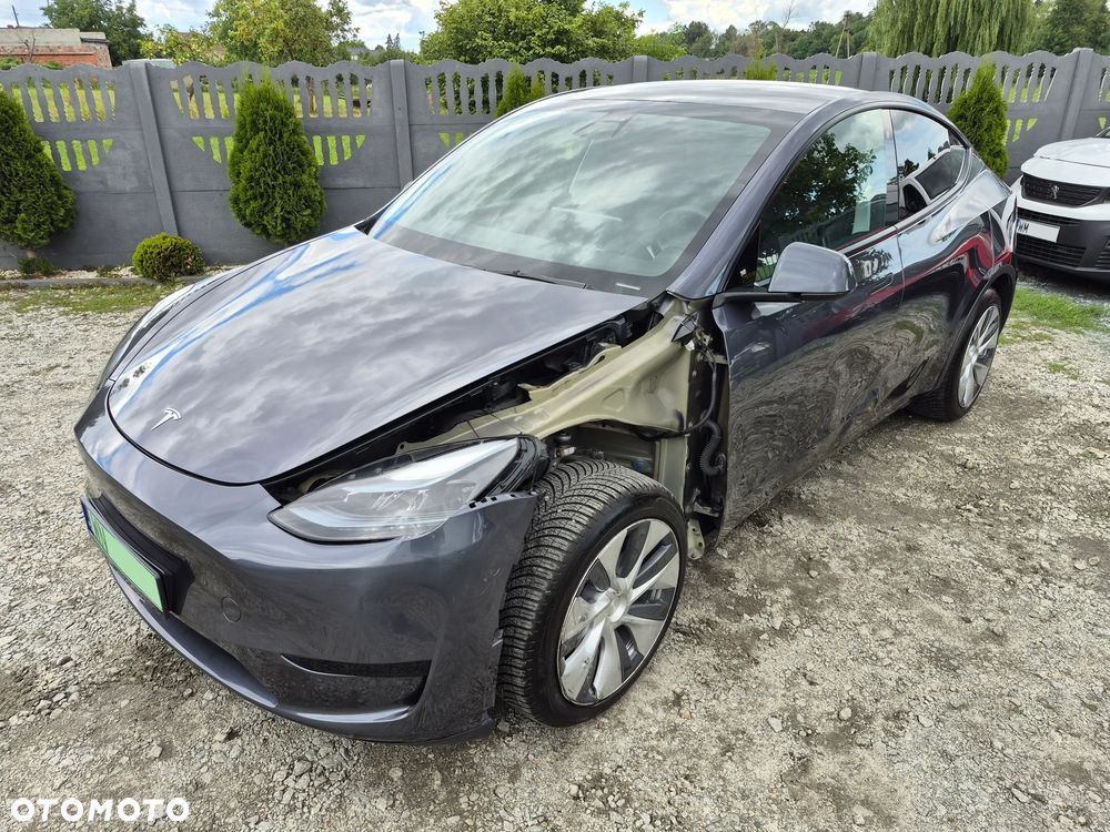 Tesla Model Y RWD - 3