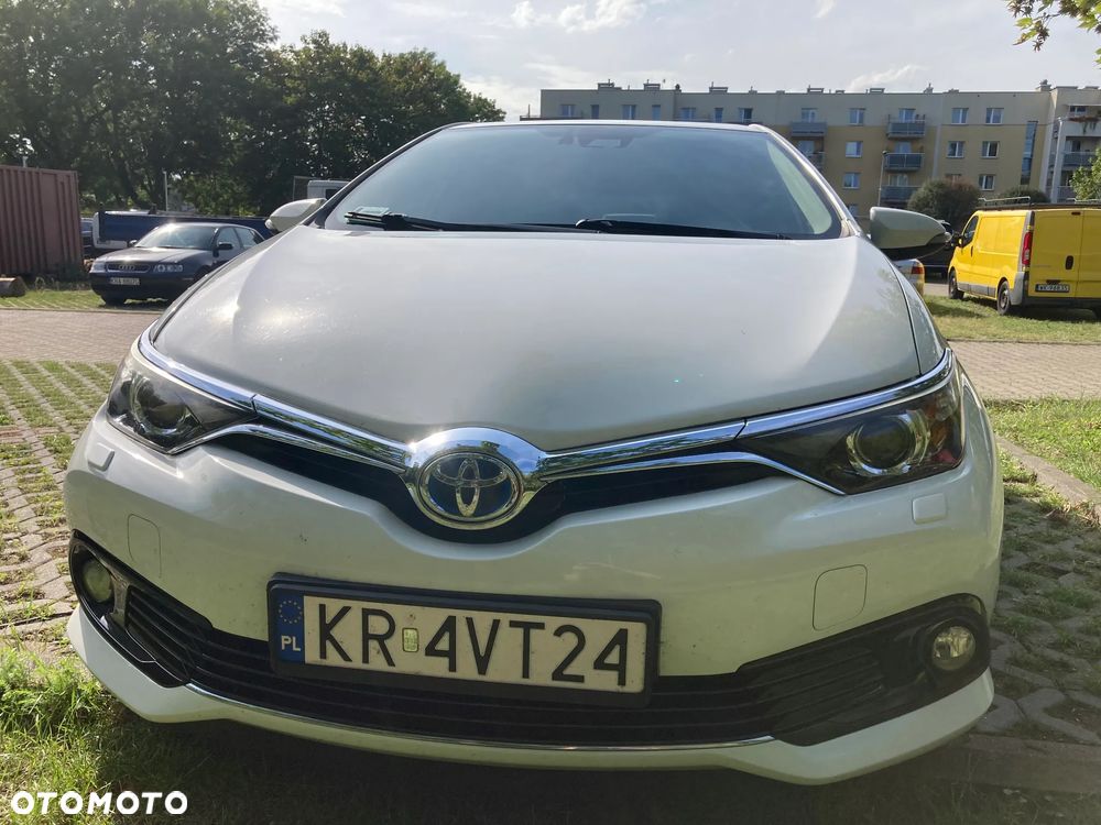 Toyota Auris 1.8 VVT-i Hybrid Automatik Edition - 1