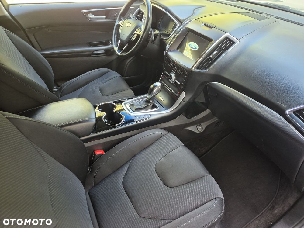 Ford Edge 2.0 TDCi Bi-Turbo 4x4 Titanium - 12