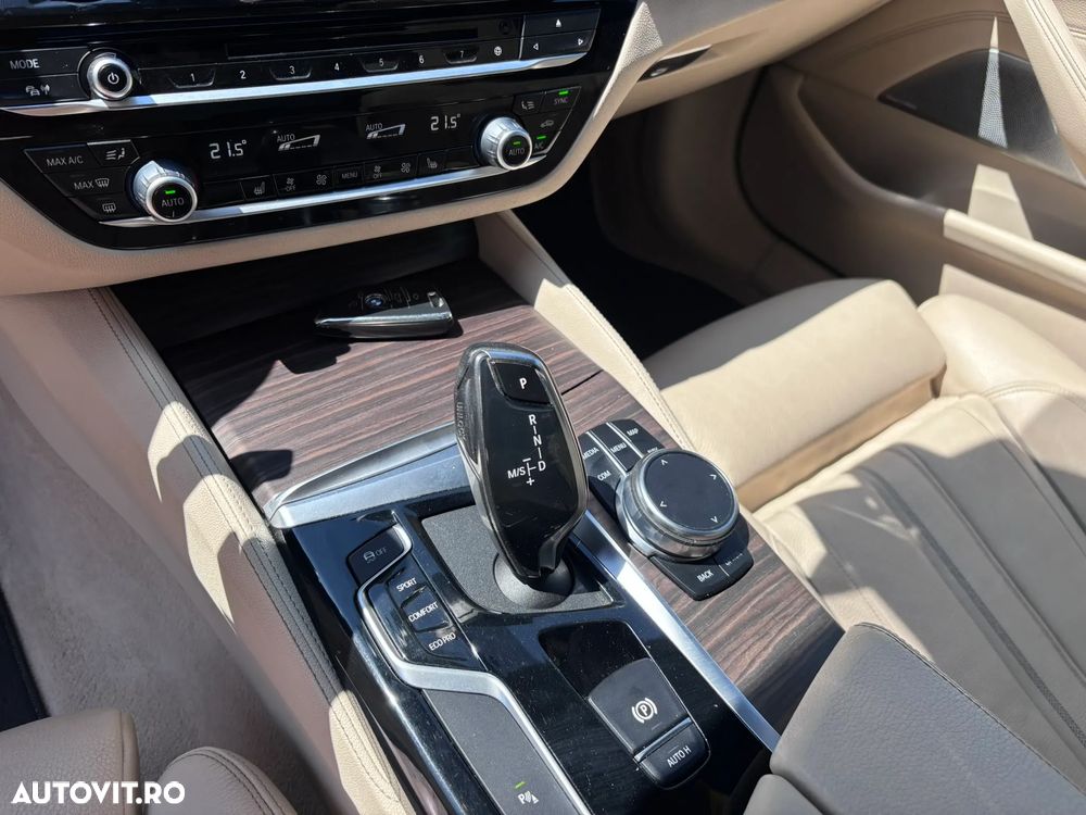 BMW Seria 5 530d xDrive Aut. - 22