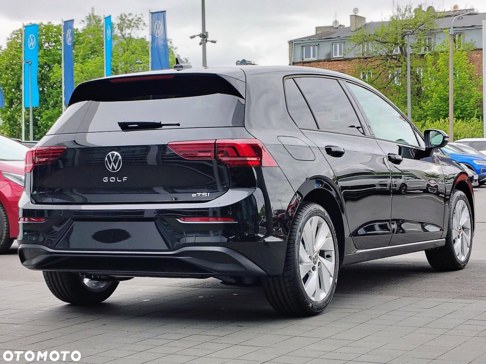 Volkswagen Golf - 6