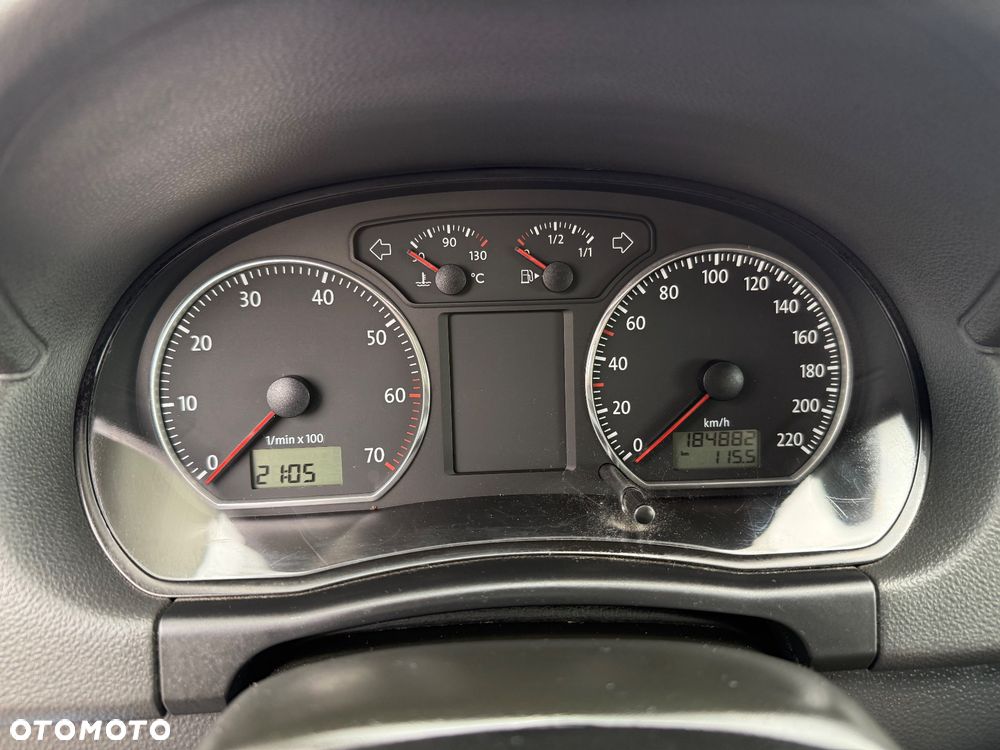 Volkswagen Polo 1.4 Comfortline - 21