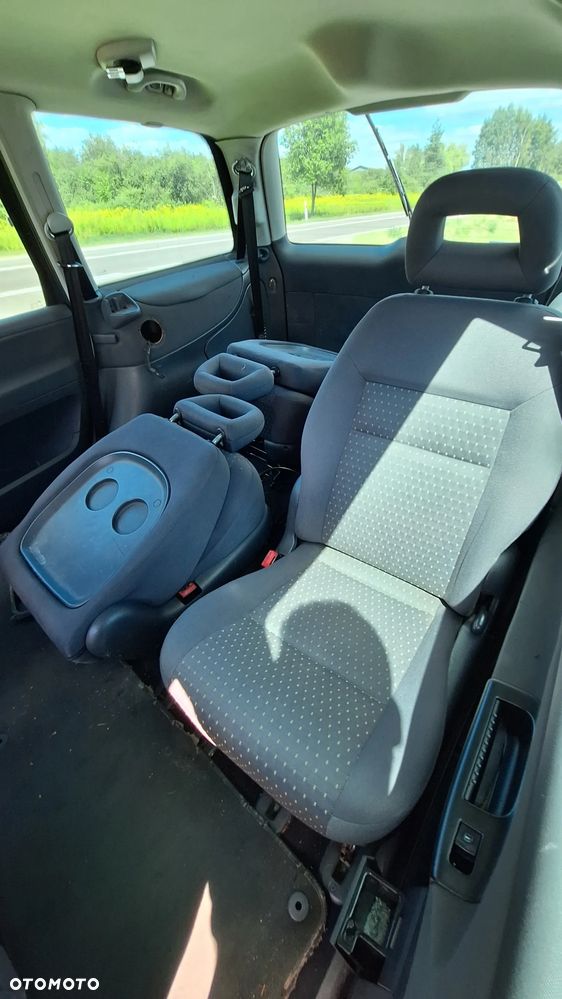 Seat Alhambra 1.9 TDI Signo - 11