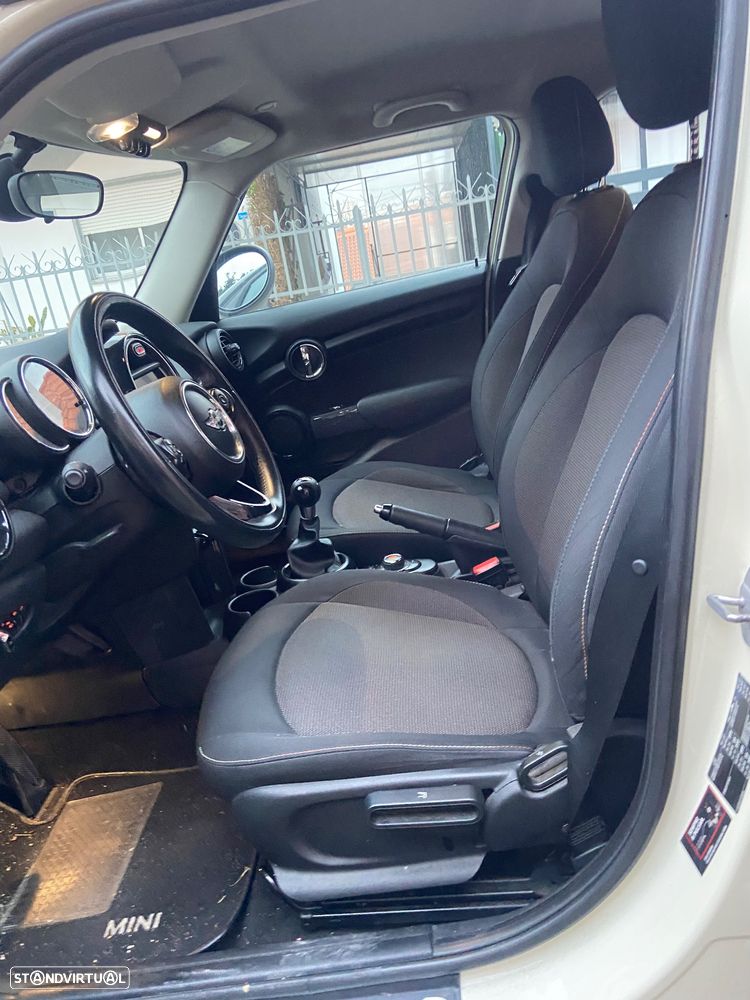 MINI 5 Portas One D - 5