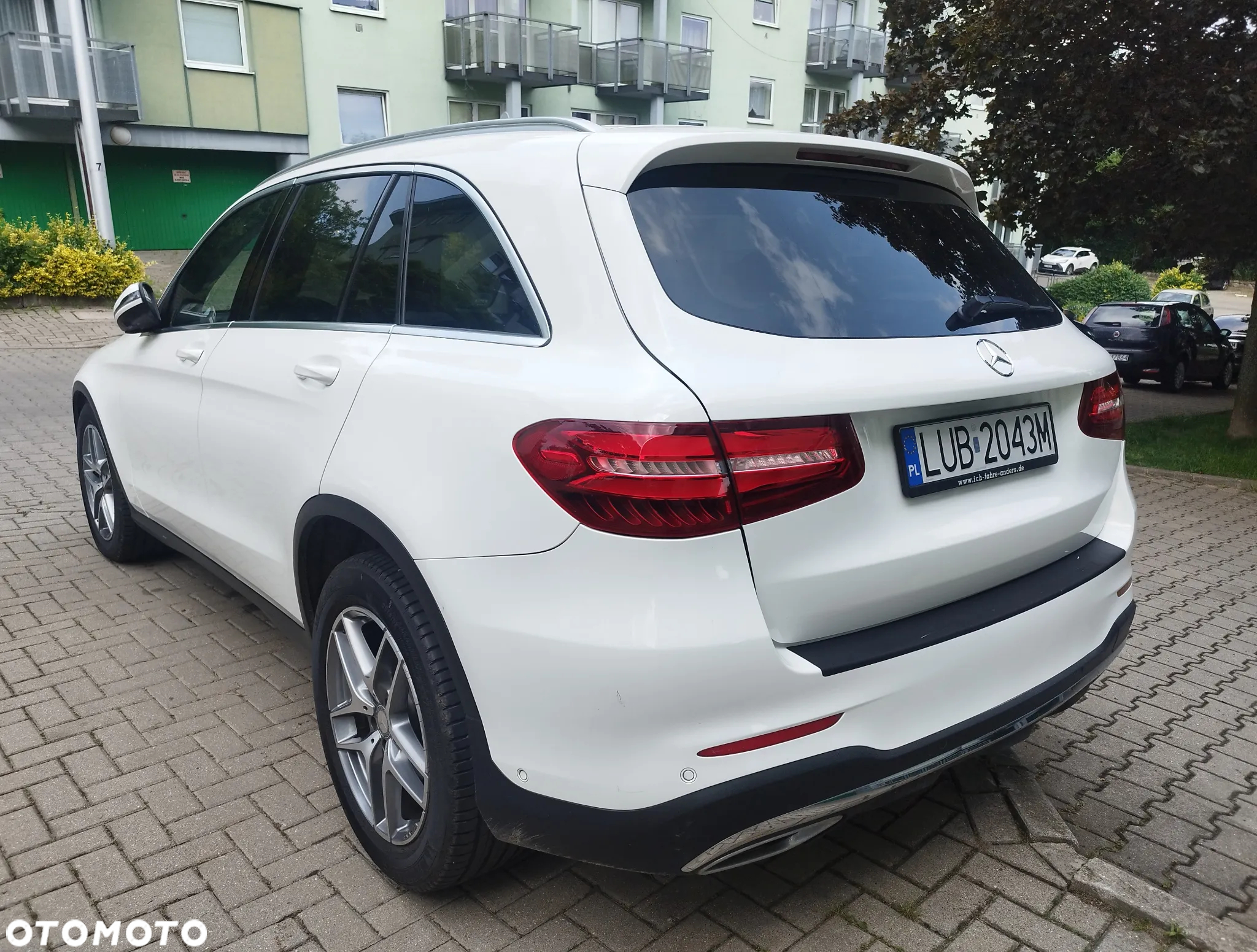 Mercedes-Benz GLC 220 d 4Matic 9G-TRONIC AMG Line - 6