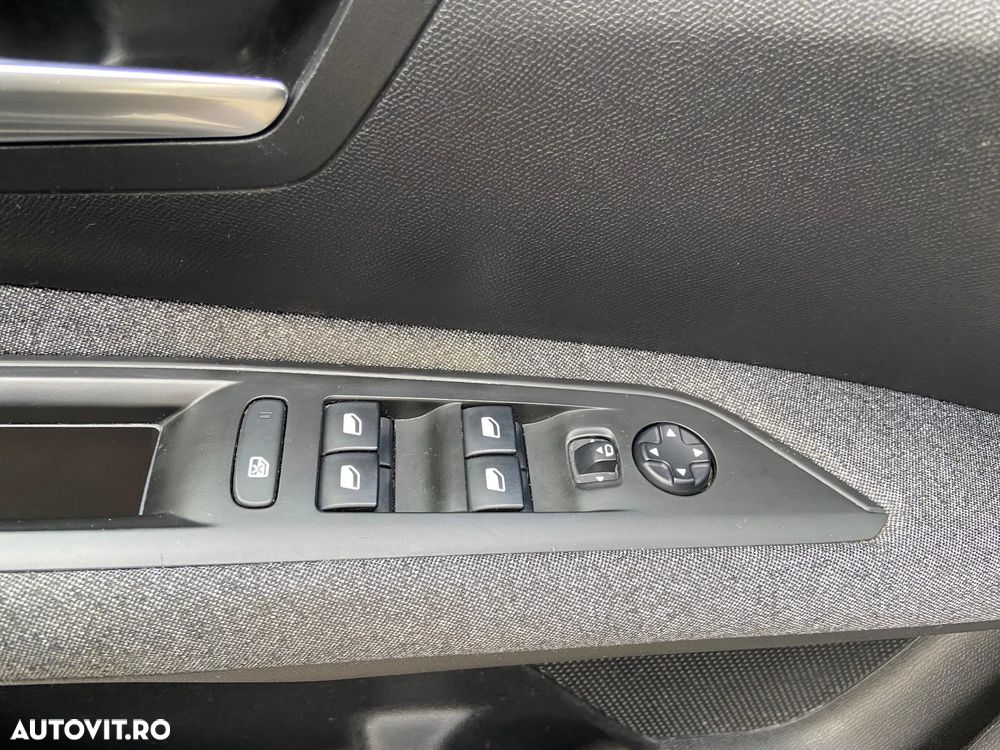 Peugeot 3008 BlueHDi 130 Stop & Start EAT8 Active Business-Paket - 25