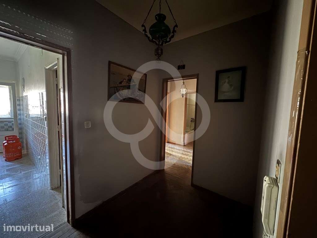 Apartamento T3 em Carnaxide com excelente localização próximo a com... - Grande imagem: 5/27