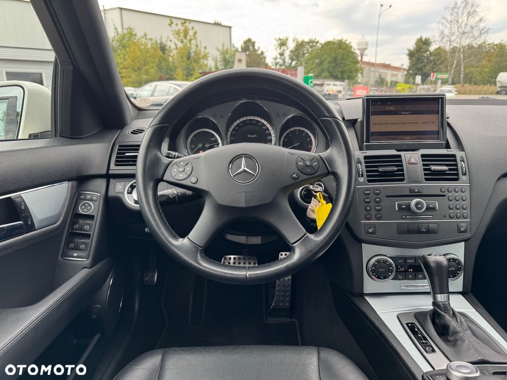 Mercedes-Benz Klasa C 300 T 7G-TRONIC Avantgarde - 36
