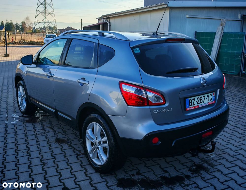 Nissan Qashqai 2.0 dCi 4 x 4 DPF tekna - 4