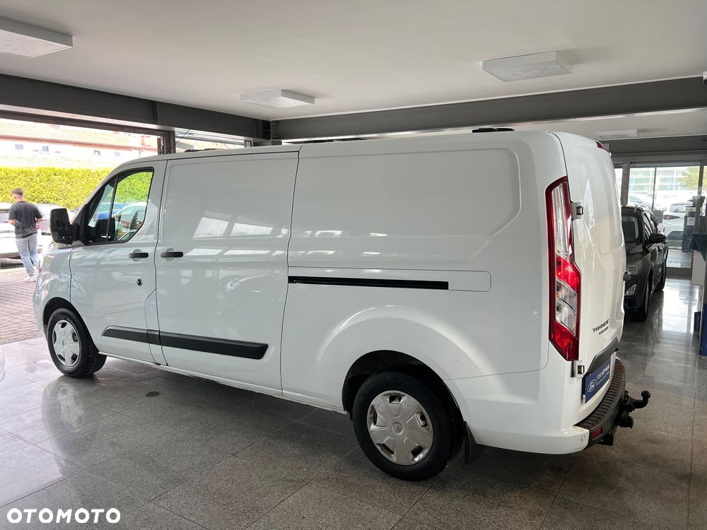 Ford Transit Custom - 11