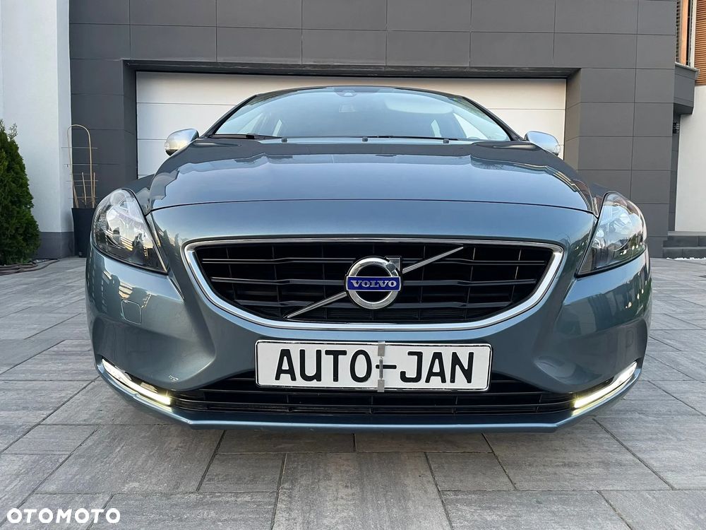 Volvo V40 D2 Summum - 28