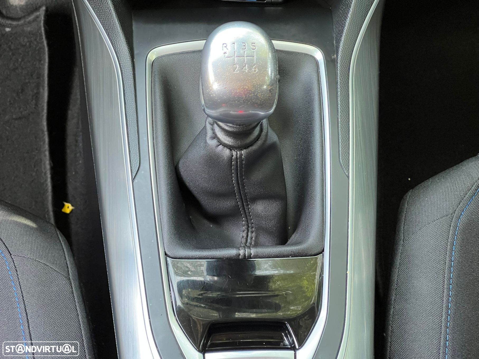 Peugeot 308 1.5 BlueHDi Style - 19