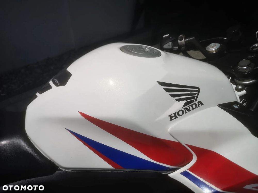 Honda CBR - 2