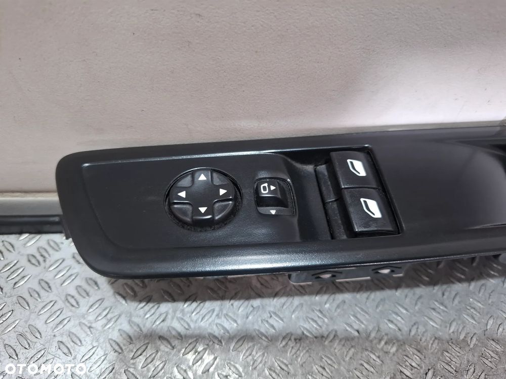 Przełącznik szyb rączka Peugeot Expert 2019 rok lewy przód nr 98144415ZD - 2