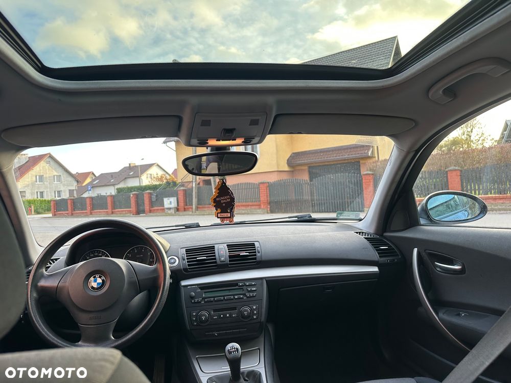 BMW Seria 1 120i - 20